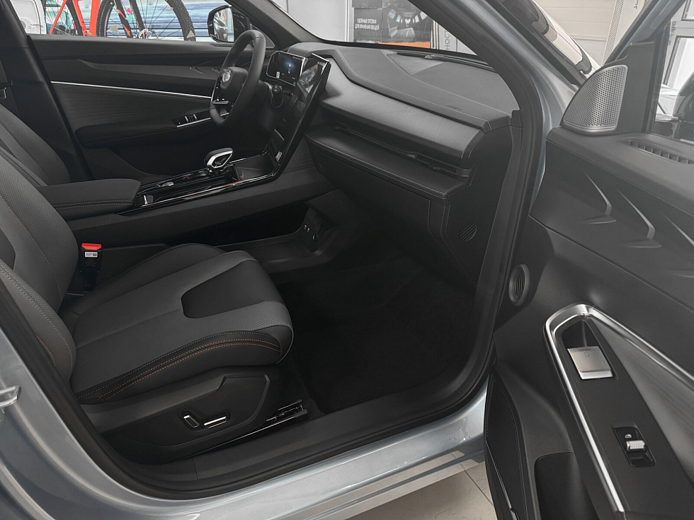 Geely Cityray Luxury, голубой
