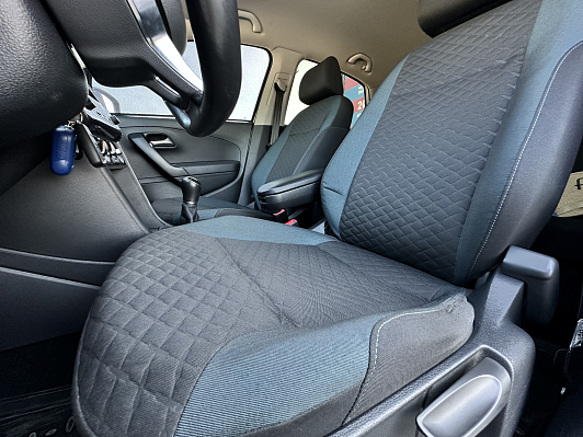 Volkswagen Polo SELECT, 2020 года, пробег 130000 км