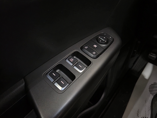 Kia Sportage Classic "Теплые опции", 2019 года, пробег 70153 км