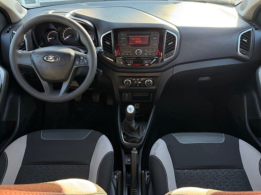 Lada (ВАЗ) XRAY Exclusive (2018), 2017 года, пробег 181475 км