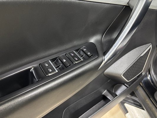 Geely Atlas Люкс + Yandex Auto, 2020 года, пробег 104001 км