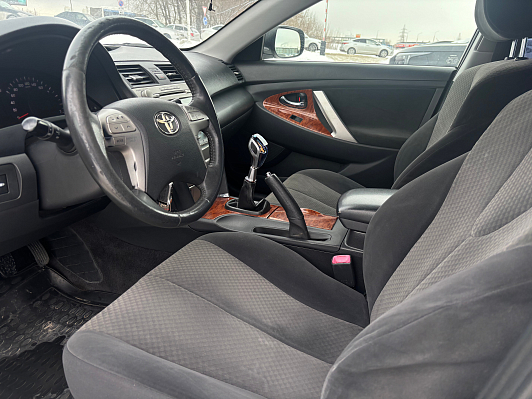 Toyota Camry Комфорт, 2008 года, пробег 267000 км