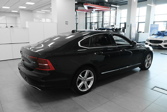 Volvo S90 Inscription, 2018 года, пробег 100000 км