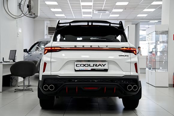 Geely Coolray Luxury, белый