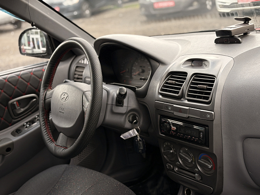 Hyundai Accent, 2008 года, пробег 204870 км
