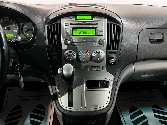 Hyundai H-1 Comfort, 2013 года, пробег 302936 км