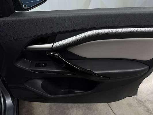 Lada (ВАЗ) Vesta Luxe, 2019 года, пробег 160402 км