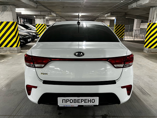 Kia Rio Prestige, 2019 года, пробег 90044 км