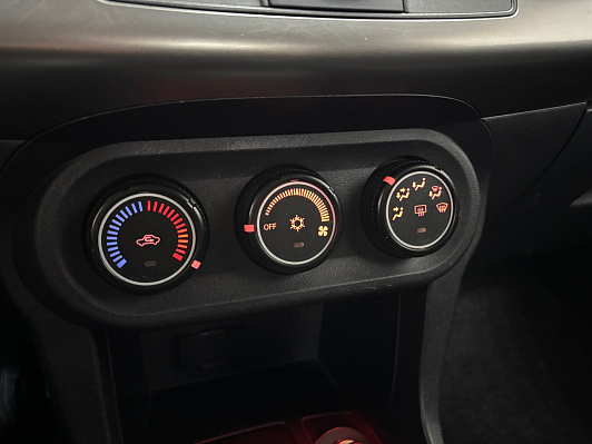 Mitsubishi Lancer Invite, 2012 года, пробег 147591 км