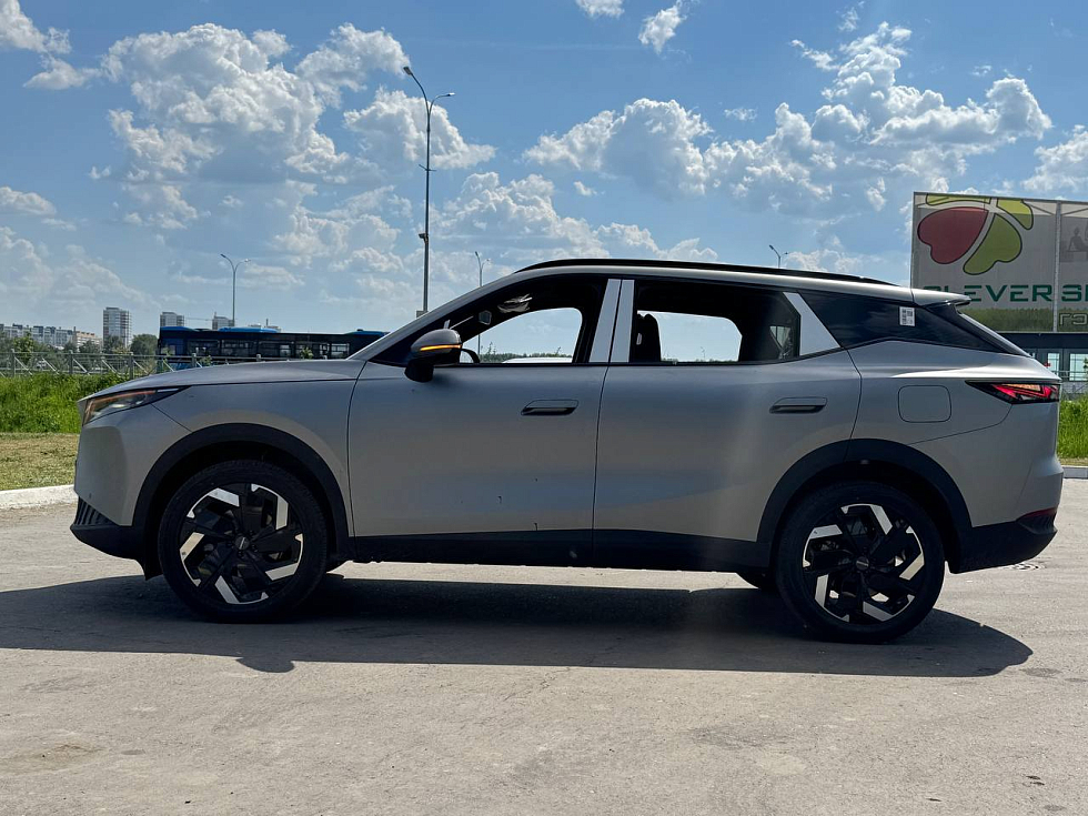 Geely Atlas Люкс, белый