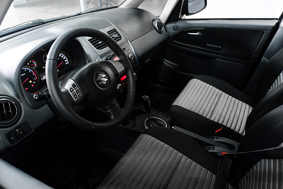 Suzuki SX4 GLX, 2010 года, пробег 210000 км