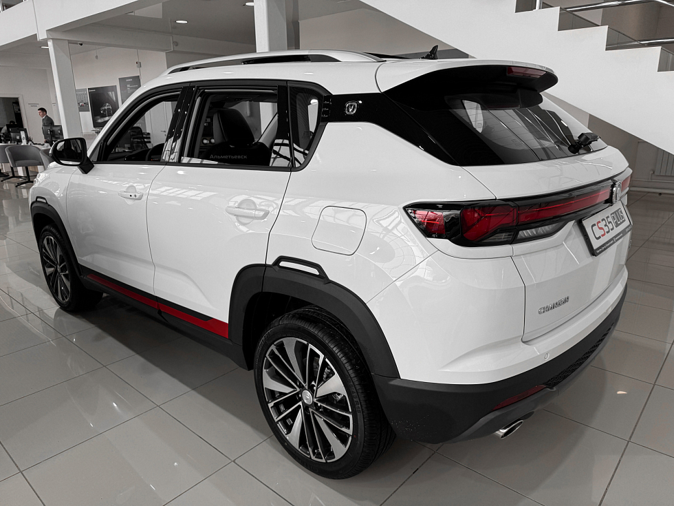 Changan CS35 Plus Advance, белый