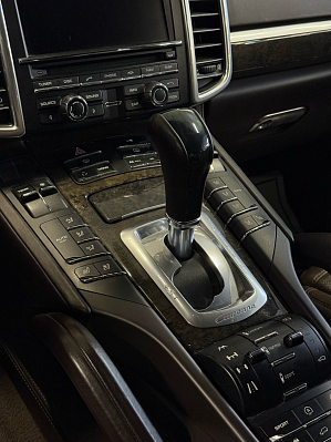 Porsche Cayenne S Tiptronic, 2011 года, пробег 250600 км