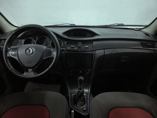 Dongfeng H30 Cross Comfort, 2015 года, пробег 114909 км