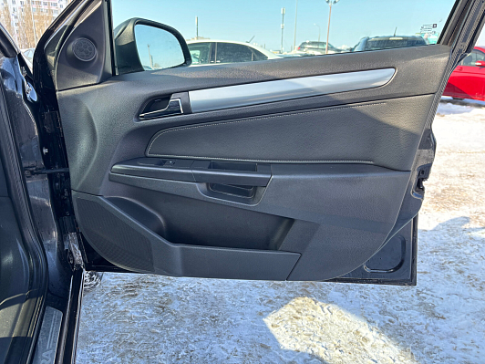 Opel Astra, 2011 года, пробег 190861 км