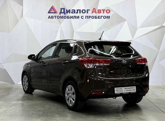 Kia Rio Luxe, 2015 года, пробег 84931 км