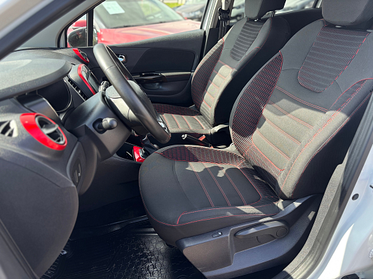 Renault Kaptur Play, 2018 года, пробег 101830 км