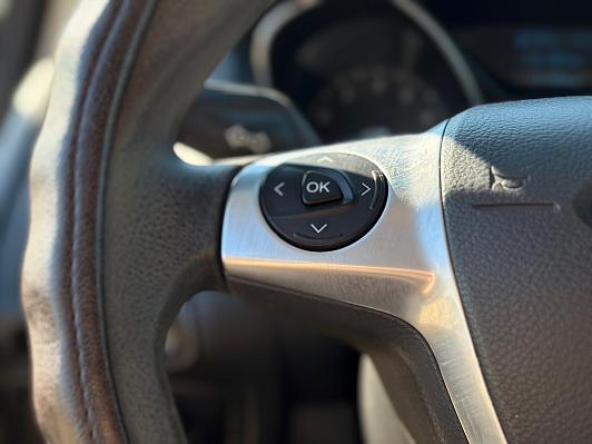 Ford Focus Trend, 2012 года, пробег 117786 км