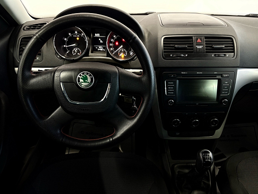 Skoda Yeti Active, 2010 года, пробег 244000 км