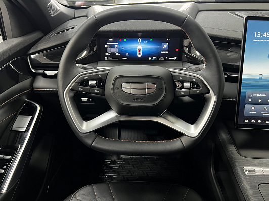 Geely Preface Флагман, 2024 года, пробег 5500 км