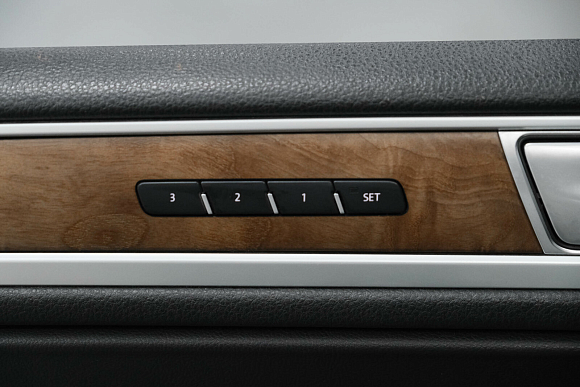 Volkswagen Touareg R-line, 2014 года, пробег 160000 км