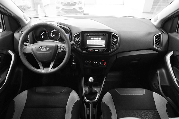 Lada (ВАЗ) XRAY Top Юбилейная (2016-2017), 2016 года, пробег 97000 км