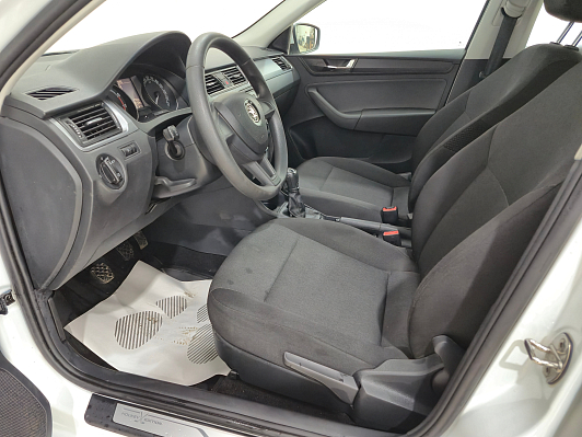 Skoda Rapid Hockey Edition Active, 2019 года, пробег 99709 км