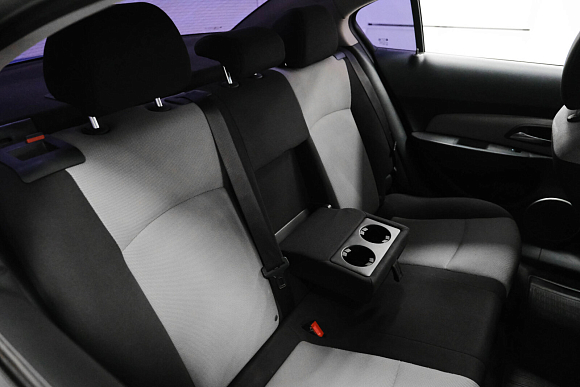 Chevrolet Cruze LS, 2011 года, пробег 188000 км