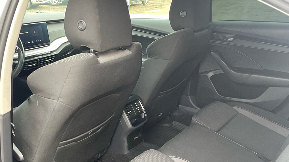 Skoda Octavia Ambition Plus, 2021 года, пробег 52509 км