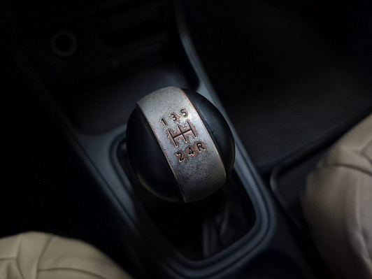 Nissan Almera, 2004 года, пробег 180000 км