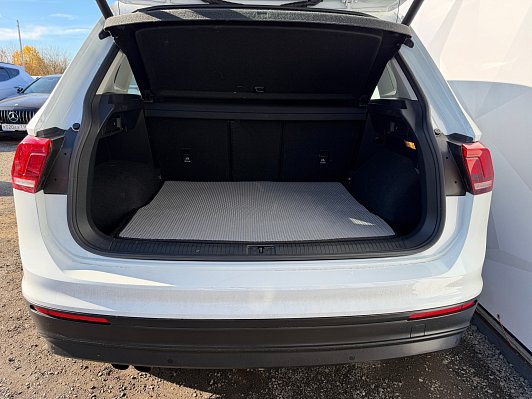 Volkswagen Tiguan Highline, 2020 года, пробег 65300 км