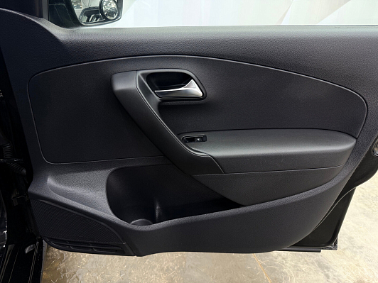 Volkswagen Polo Comfortline, 2014 года, пробег 92385 км