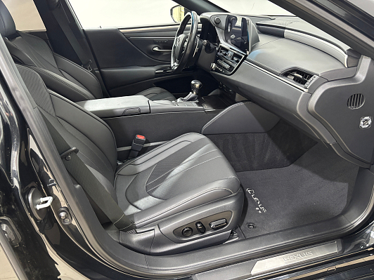 Lexus ES Luxury, 2022 года, пробег 40184 км