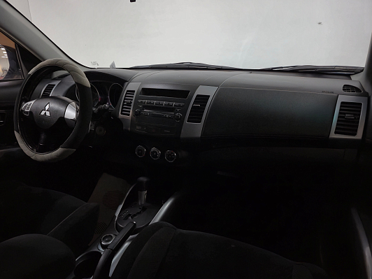 Mitsubishi Outlander Intense, 2010 года, пробег 346656 км