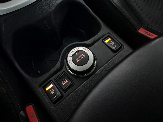 Nissan X-Trail LE Top, 2016 года, пробег 77218 км
