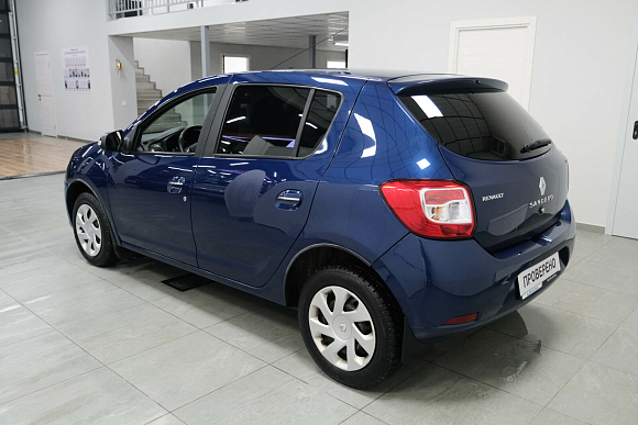 Renault Sandero Privilege, 2017 года, пробег 121000 км