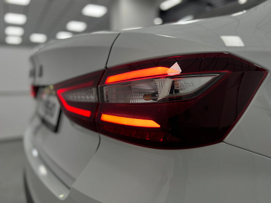 Lada (ВАЗ) Vesta, 2023 года, пробег 20639 км