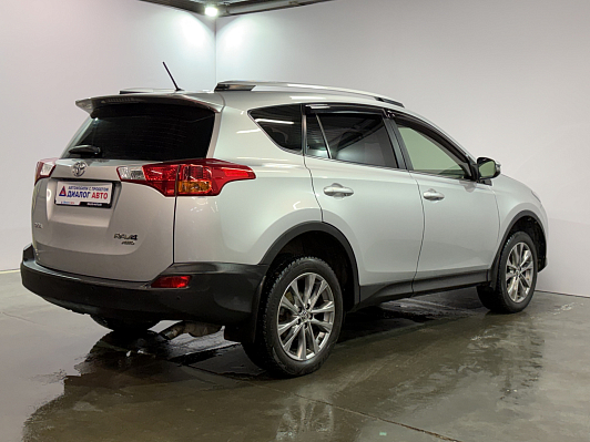 Toyota RAV4, 2014 года, пробег 179000 км