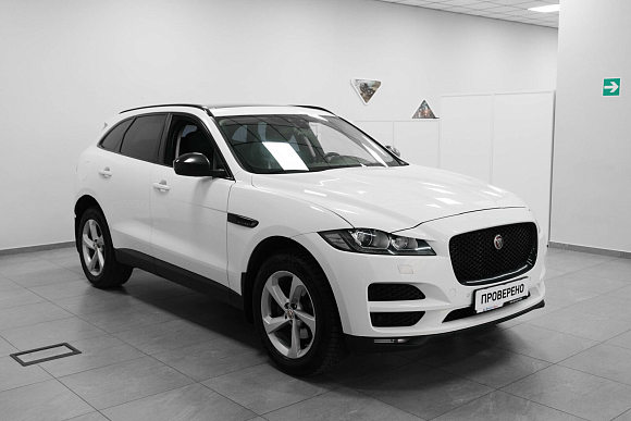 Jaguar F-Pace Pure, 2018 года, пробег 137210 км
