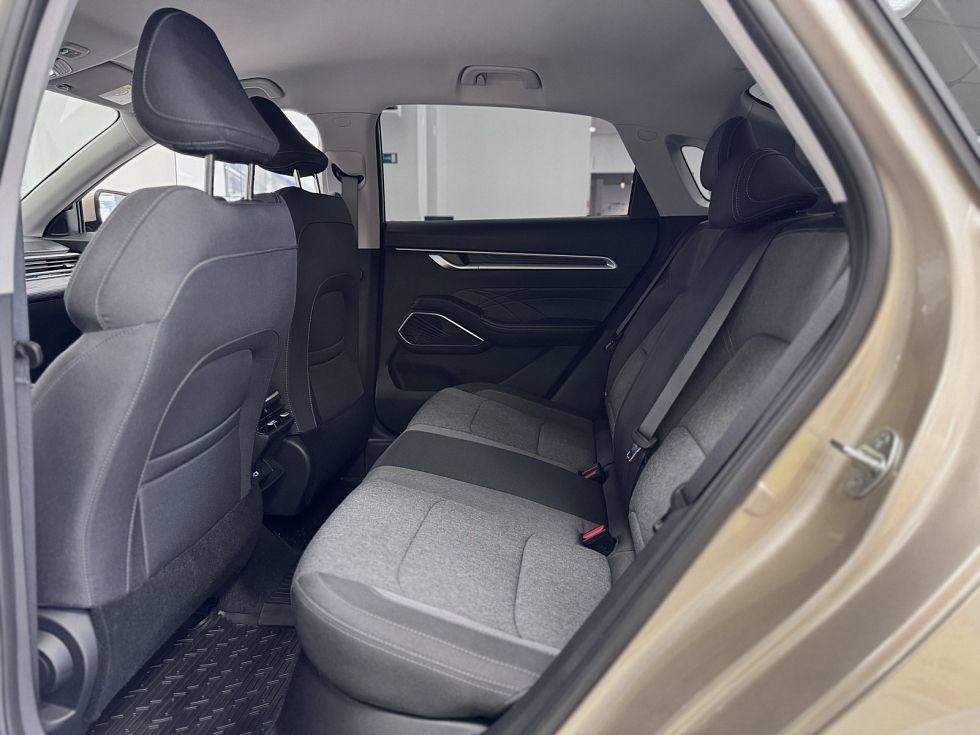 Geely Emgrand Flagship, бежевый