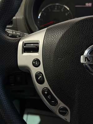 Nissan X-Trail LE High, 2011 года, пробег 222000 км