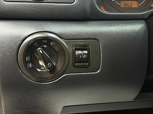 Skoda Octavia, 2007 года, пробег 233661 км