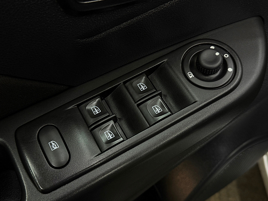 Renault Kaptur Drive, 2017 года, пробег 74741 км