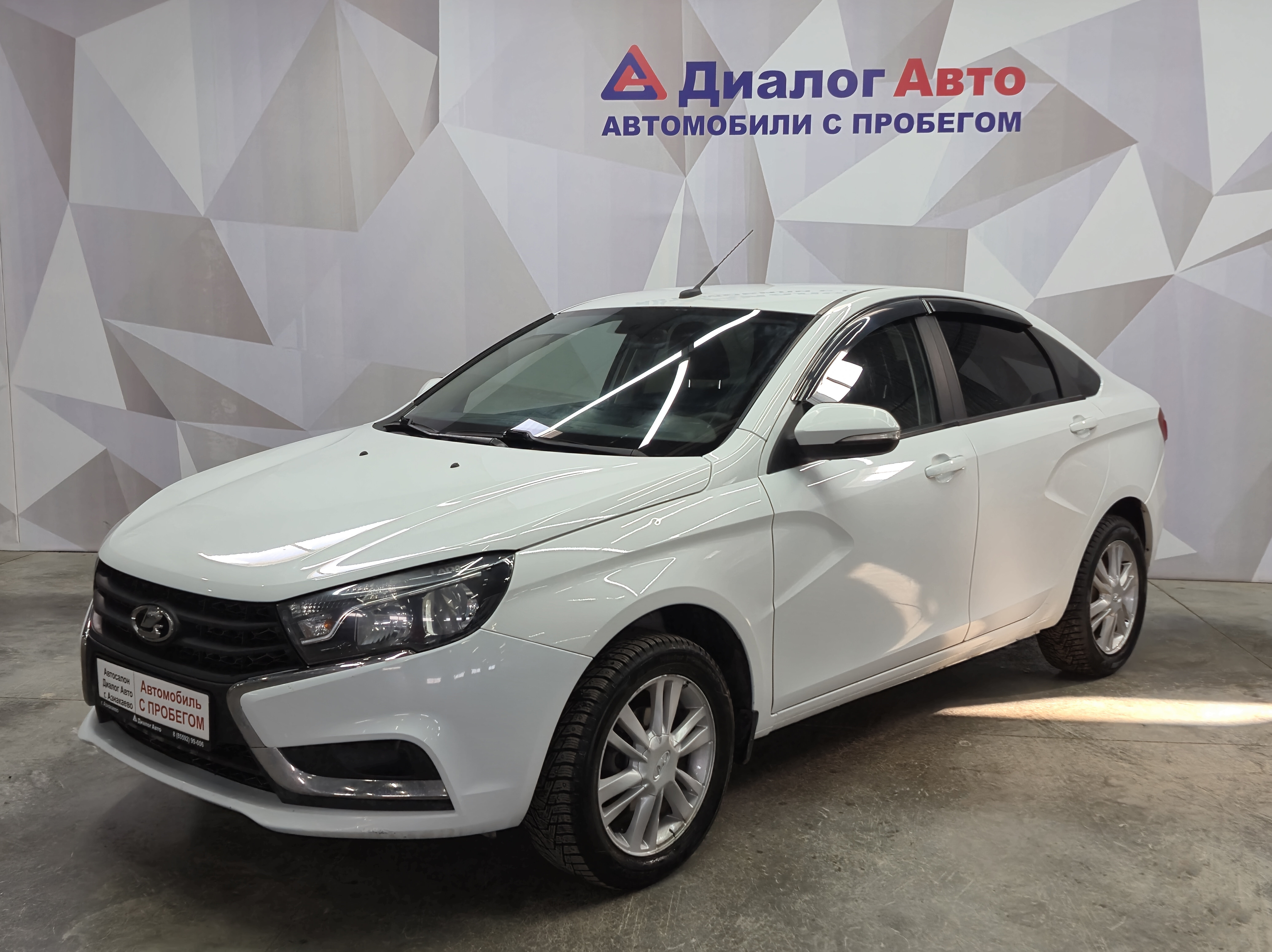 Lada (ВАЗ) Vesta Comfort Image (2018-2019), 2017 года, пробег 189610 км