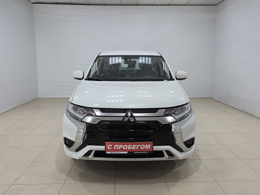 Mitsubishi Outlander Invite, 2022 года, пробег 906 км