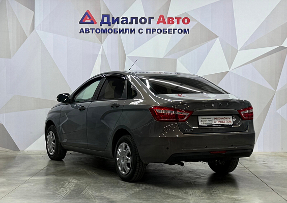 Lada (ВАЗ) Vesta 50 Anniversary, 2016 года, пробег 157227 км