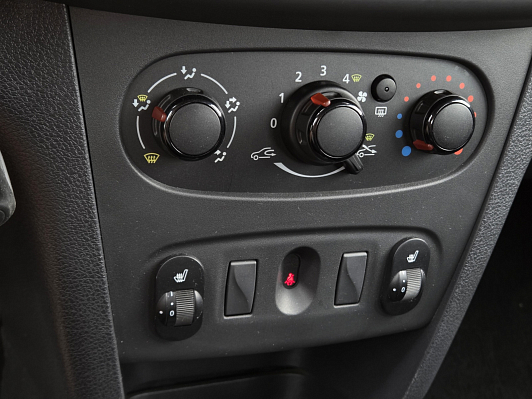 Renault Sandero Access, 2020 года, пробег 61544 км