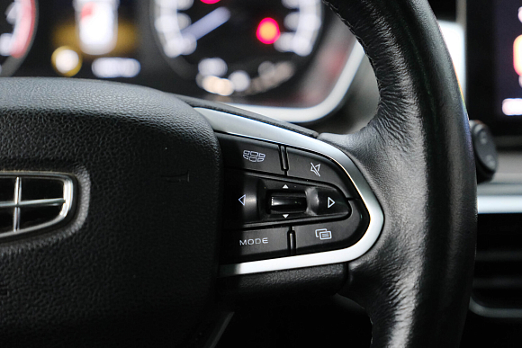 Geely Coolray Comfort, 2020 года, пробег 152000 км