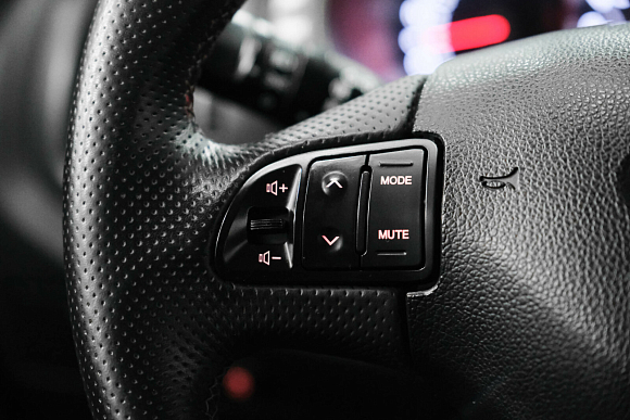 Kia Sportage Premium, 2012 года, пробег 290452 км