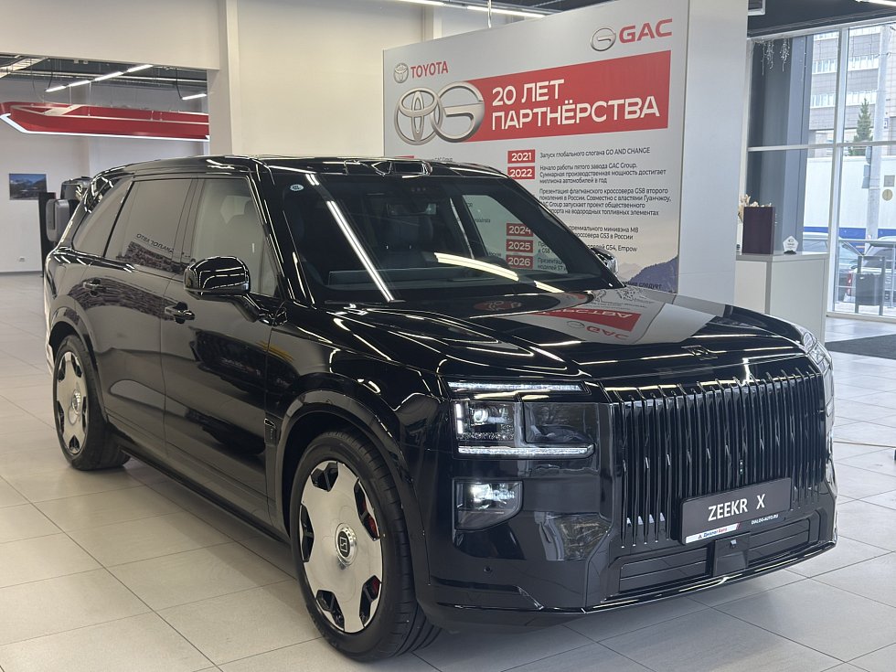 Zeekr 9X Hyper (6 seats), черный